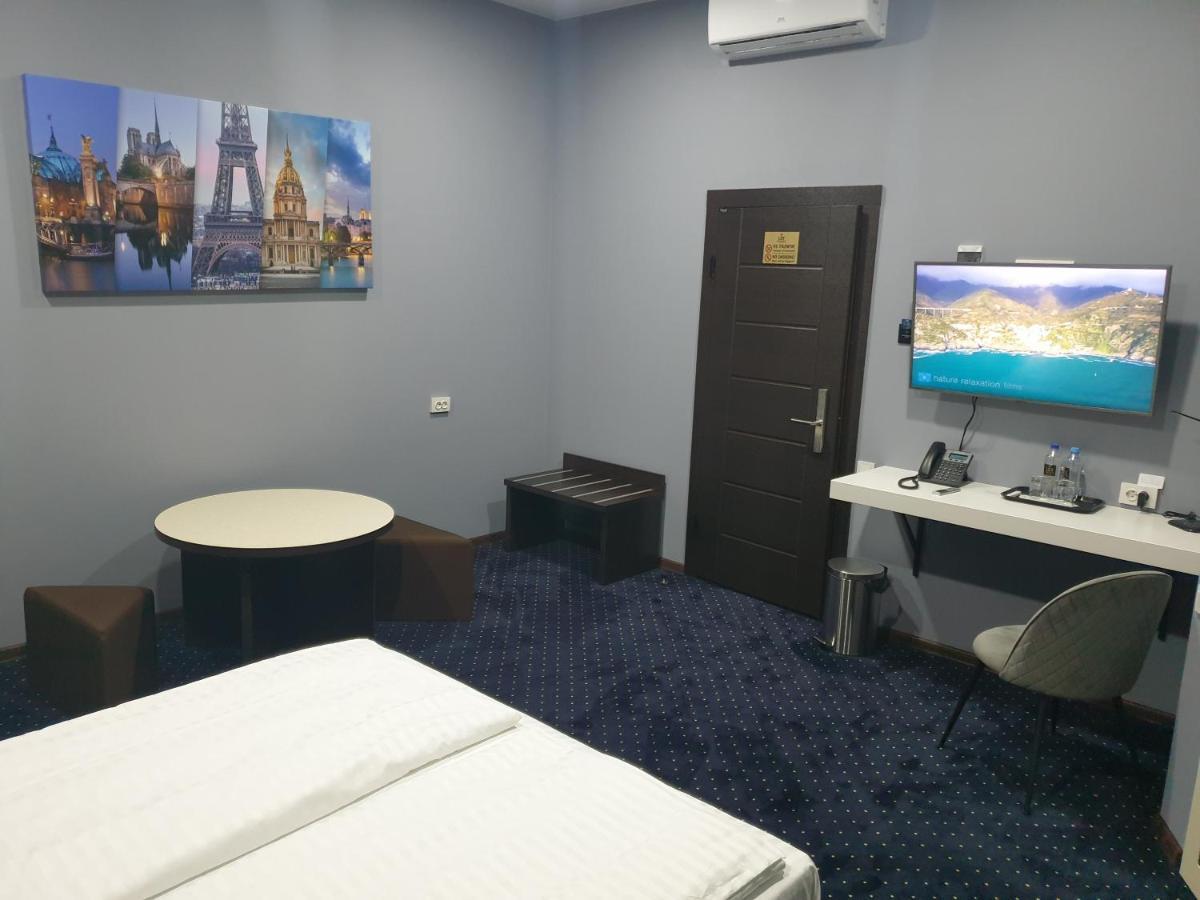 Lex Trend Hotel Irpiny Kültér fotó