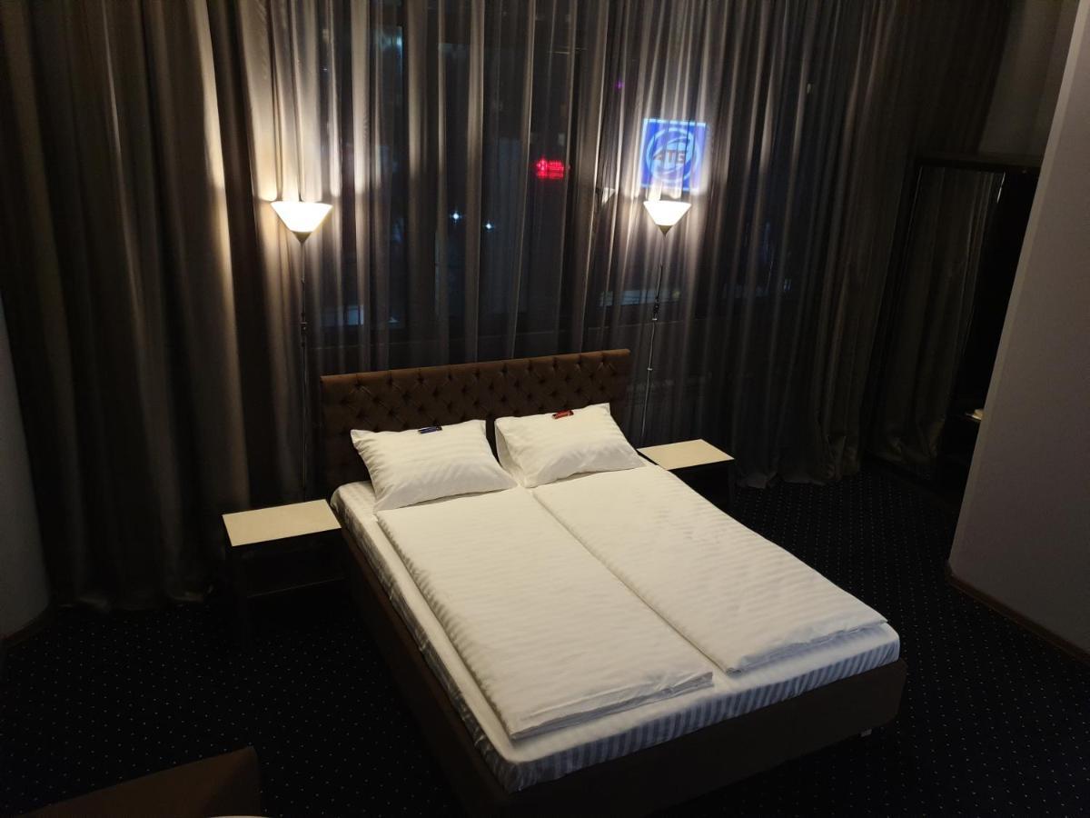 Lex Trend Hotel Irpiny Kültér fotó